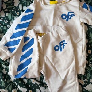 Off-White Sweatshirt and Sweatpants Set with Blue Graphic Accents